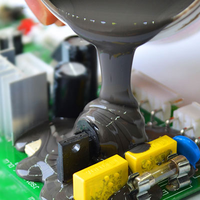 新能源充電樁控制電路板（PCB）灌封